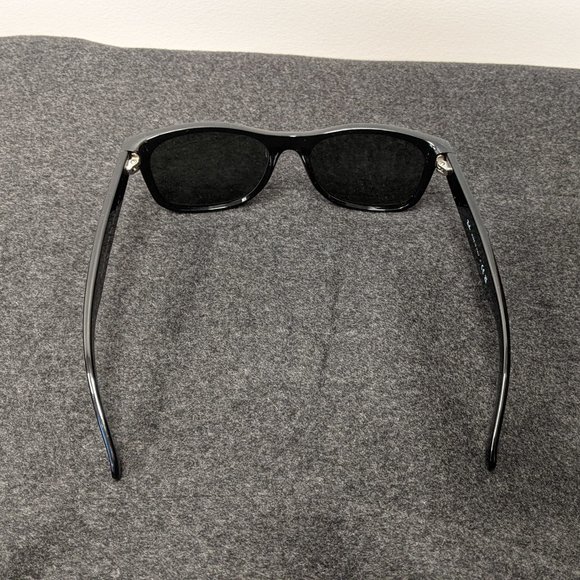 Ray-Ban New Wayfarer in Black - Picture 6 of 6